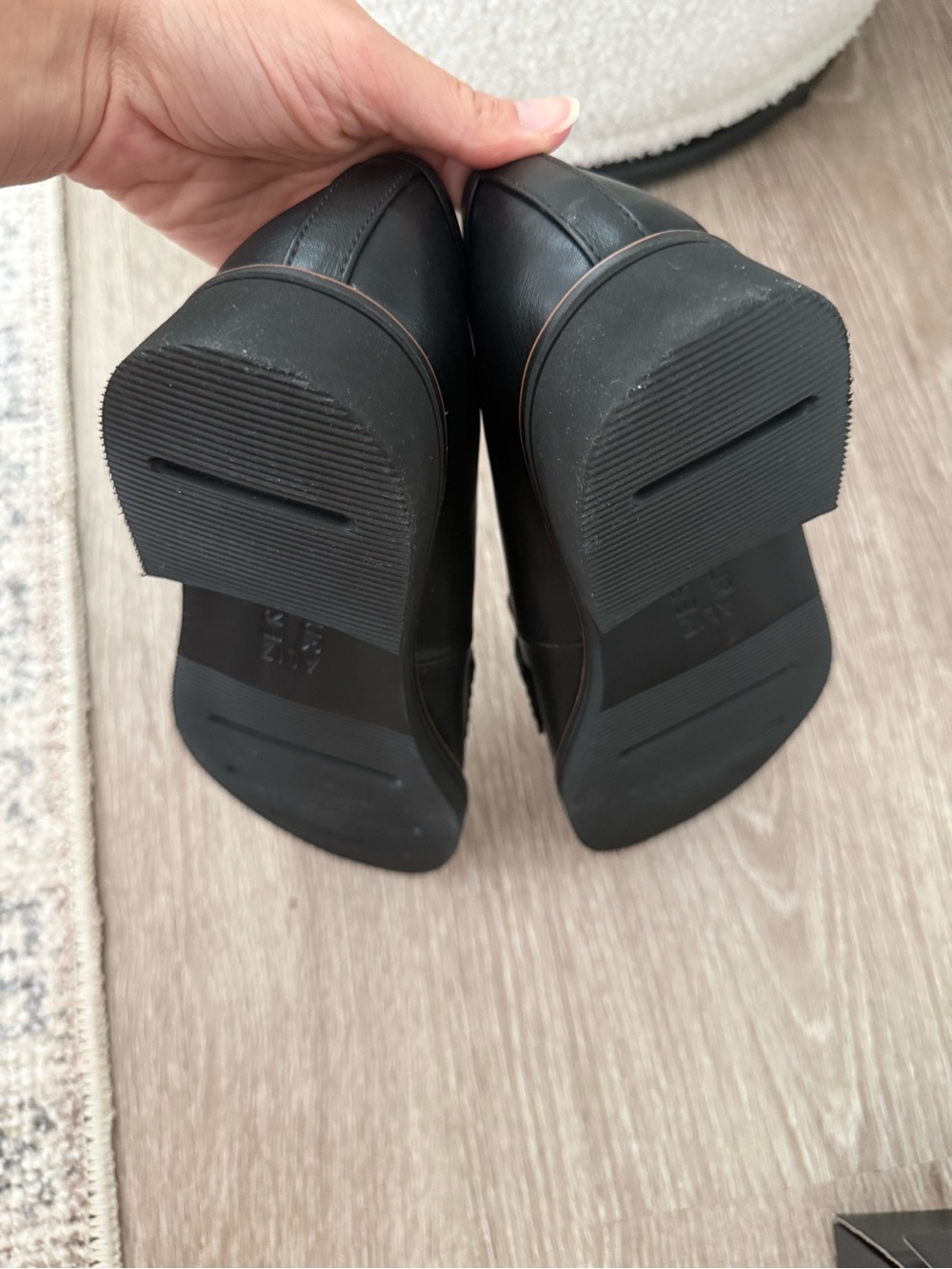 Naturalizer Black Penny Loafer Size 7W - Picture 4 of 7